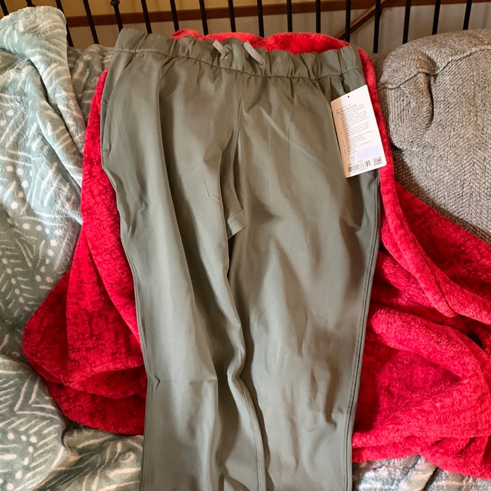 Crop pants